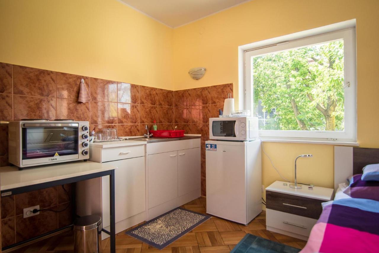 Studio Apartman Second Serve Samobor Ngoại thất bức ảnh