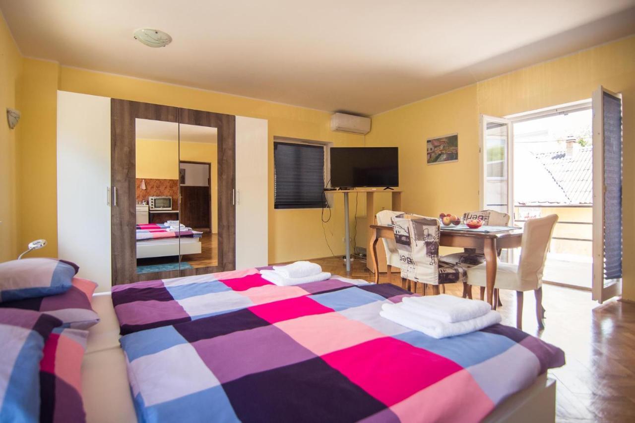 Studio Apartman Second Serve Samobor Ngoại thất bức ảnh